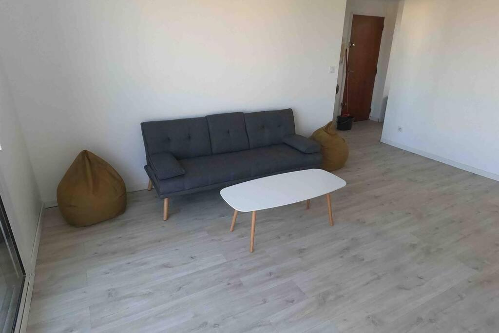 Tres Beau T4 A Plage Apartment Frejus
